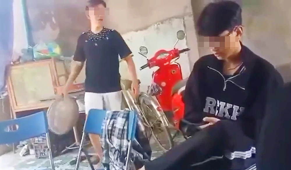 Một nam sinh bị đánh đập nhập viện tại huyện Tuy Phước, Bình Định