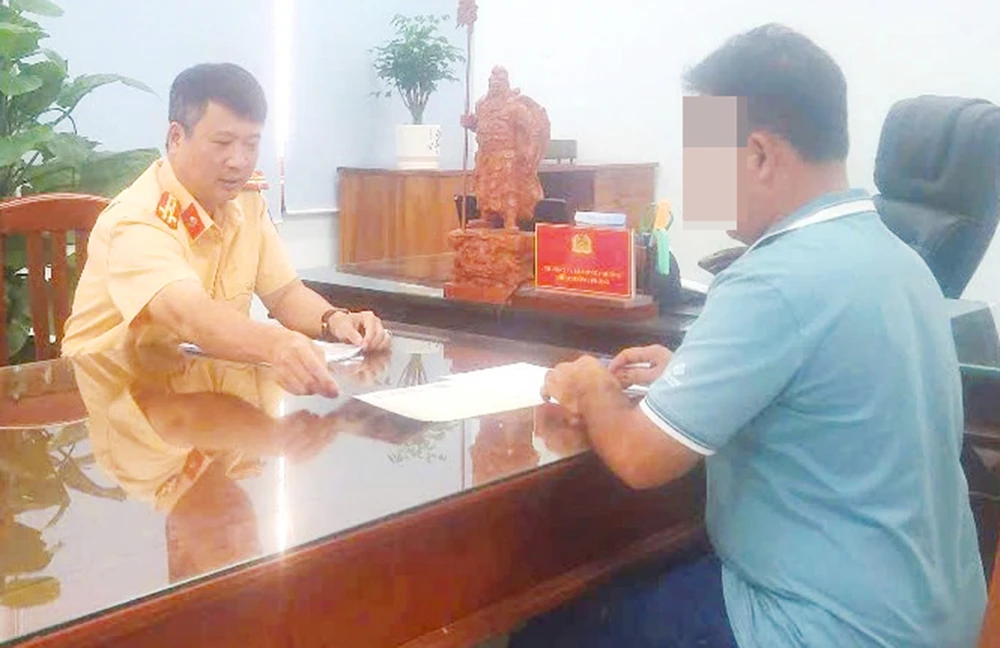 Qua trích xuất camera, Phòng CSGT Công an tỉnh Gia Lai xác định ông NQD đã chạy quá tốc độ quy định 14 lần và xử phạt hành chính 67,7 triệu đồng.