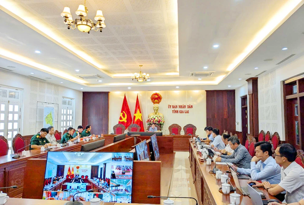 Chủ tịch UBND tỉnh Gia Lai yêu cầu rà soát, điều chỉnh quy hoạch để triển khai xây dựng trường học tại 7 xã biên giới, yêu cầu phải đạt chuẩn, có bán trú và ăn trưa miễn phí.