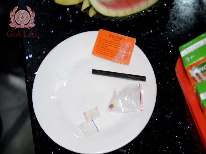 Tang vật thu giữ.