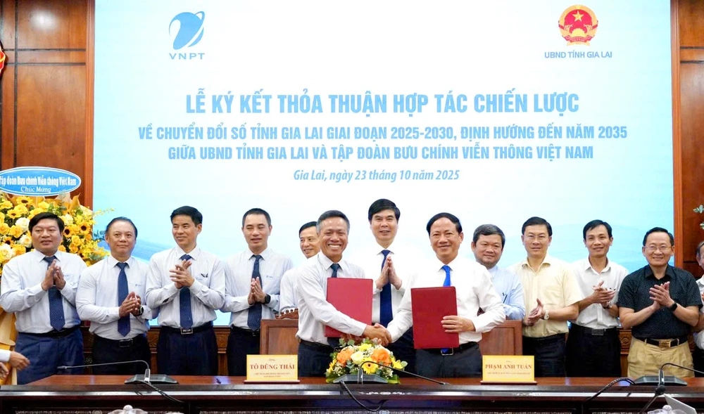 UBND tỉnh Gia Lai đề nghị VNPT hỗ trợ địa phương đẩy mạnh chuyển đổi số, vận hành mô hình chính quyền địa phương 2 cấp.