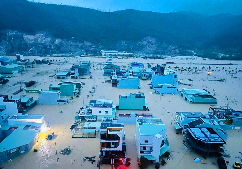 Mưa đã ngớt, lũ giảm nhưng tỉnh Gia Lai vẫn phát đi cảnh báo, yêu cầu người dân chủ động phòng ngừa khi có mưa lớn, lũ từ thượng nguồn về.