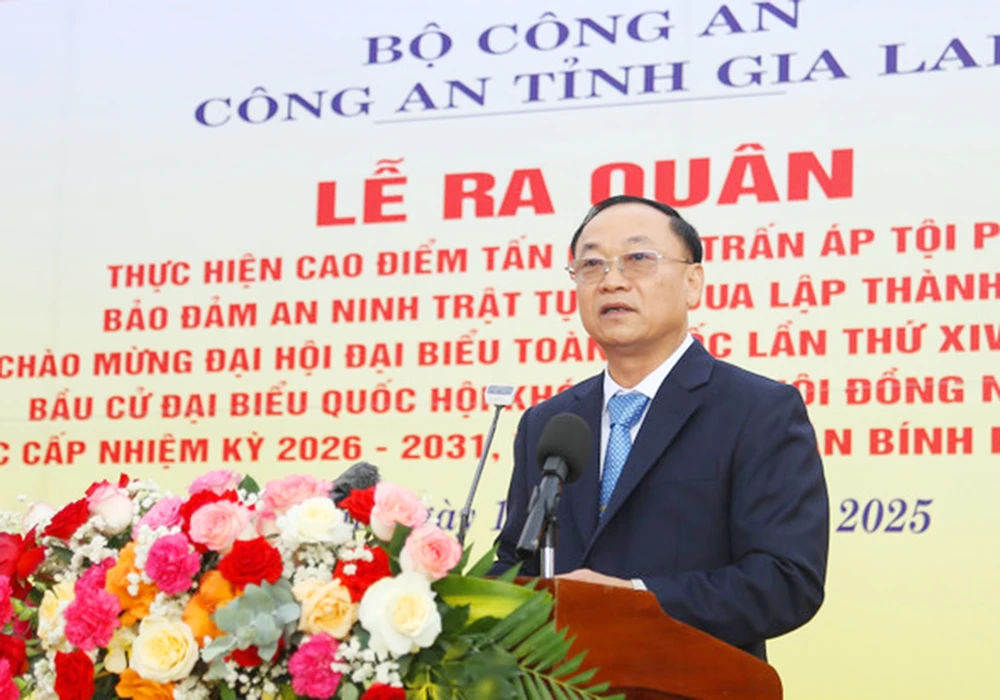Cong-an-tinh-Gia-Lai-phat-dong-le-ra-quan-tran-ap-toi-pham-11.jpg