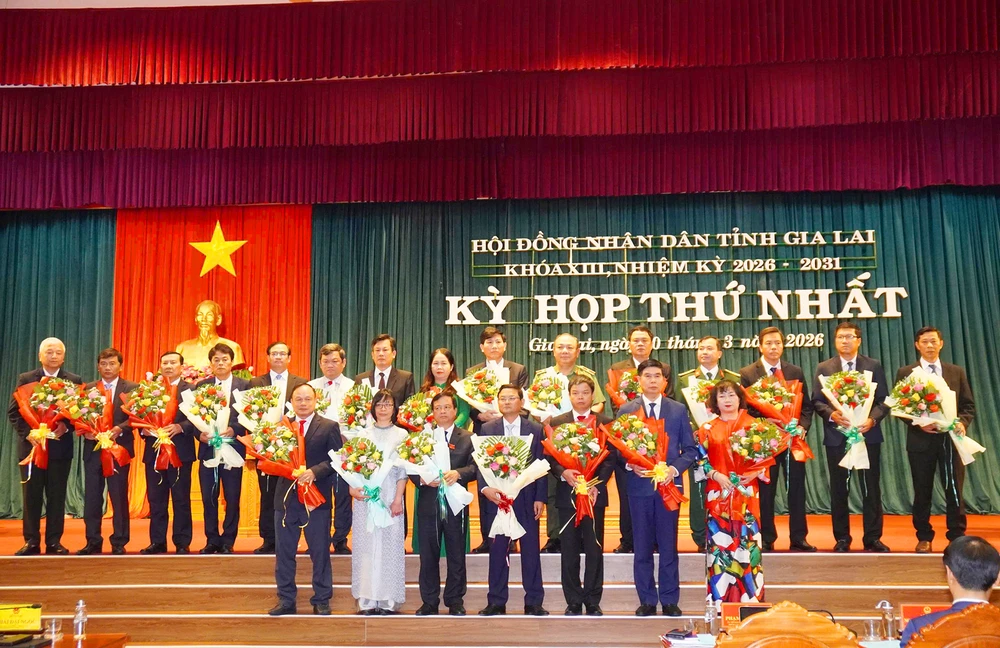 Ky-hop-thu-nhat-HDND-tinh-Gia-Lai-1.jpg