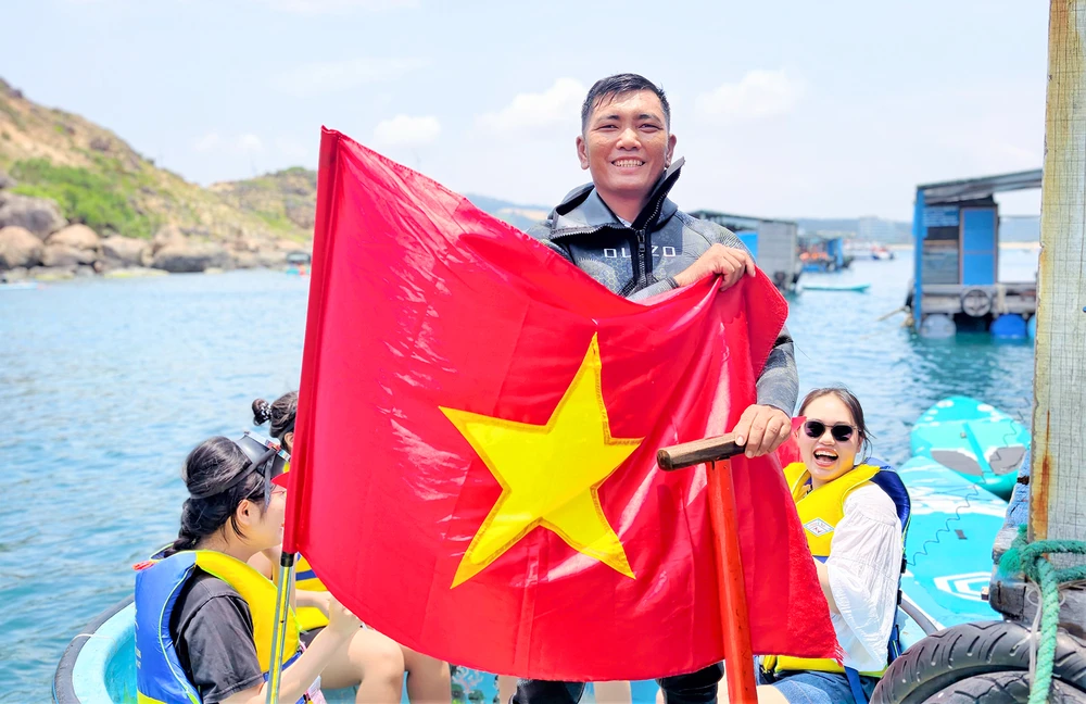 Goc-anh-dep-dip-le-30-4-tai-bien-Quy-Nhon-9.jpg
