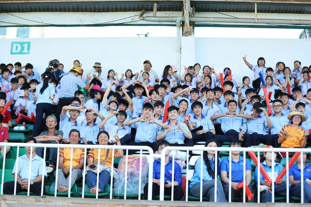Khai-mac-bong-da-U14-quoc-te-Gia-Lai-2.jpg