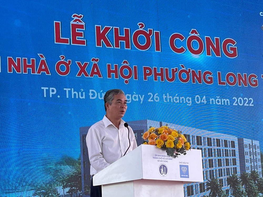 Phó Chủ tịch UBND TP Ngô Minh Châu cho biết TP sẽ tập trung tháo gỡ vướng mắc cho các dự án để đẩy nhanh tiến độ. Ảnh VIỆT HOA