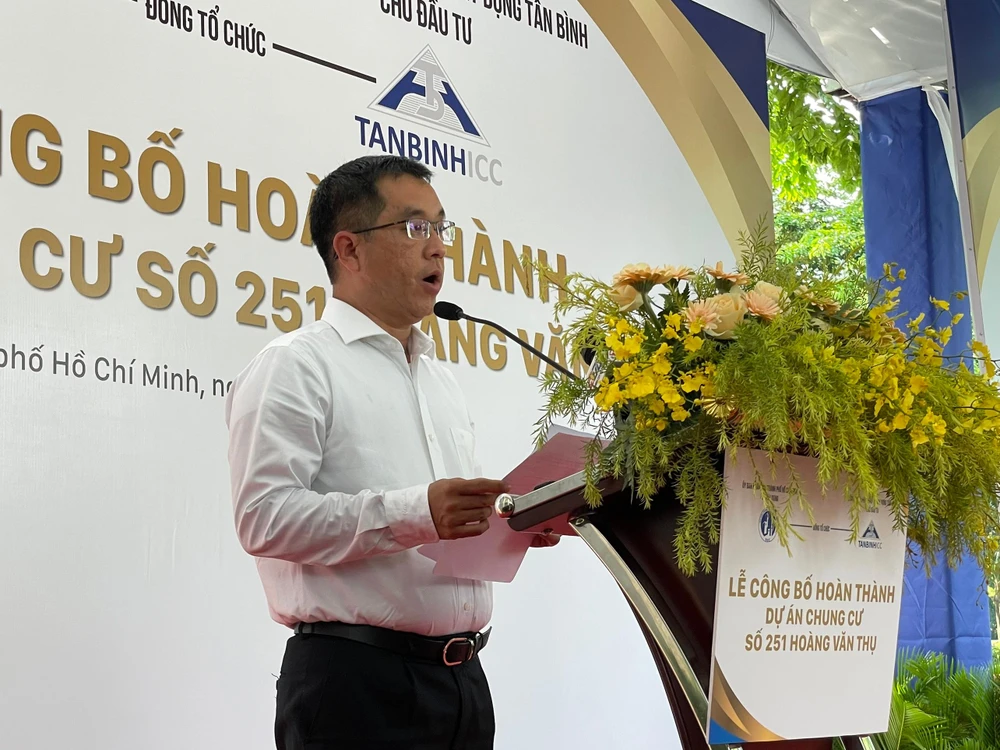 Ông Huỳnh Thanh Khiết bày tỏ sự cảm kích với sự chờ đợi của người dân, sự nỗ lực của chủ đầu tư trong suốt một thời gian dài do tính chất phức tạp của dự án. Ảnh VIỆT HOA