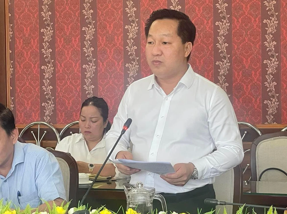 Ông Hoàng Tùng, Chủ tịch UBND TP Thủ Đức cho biết, việc đo đạc, kiểm đếm hồ sơ pháp lý đất đai của người dân cũng gặp nhiều khó khăn. Ảnh: VH