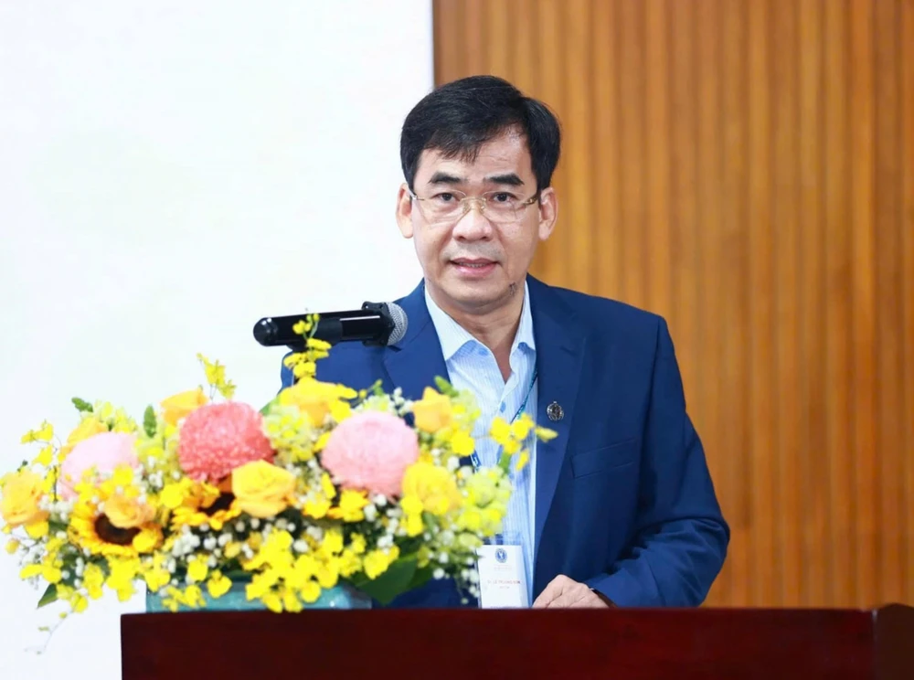 P13_giang-vien-gioi_h3_TS LE TRUONG SON.jpeg