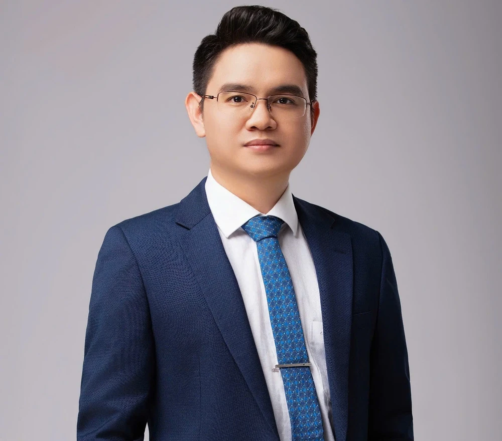 P8-9_Ngo Gia Hoang.jpg