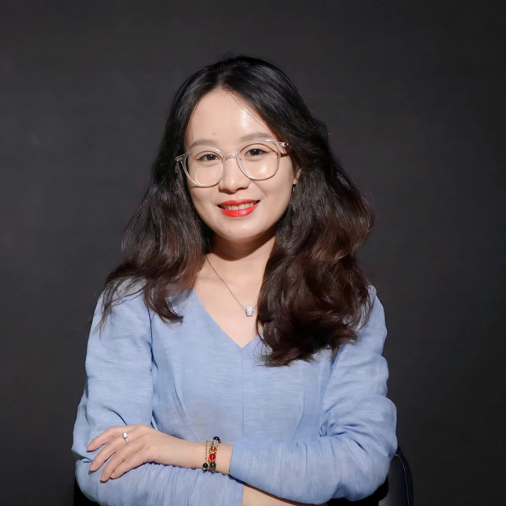 p16-17 Tieng Anh_Chan trang_h2_NGUYEN THI SONG TRA.jpg