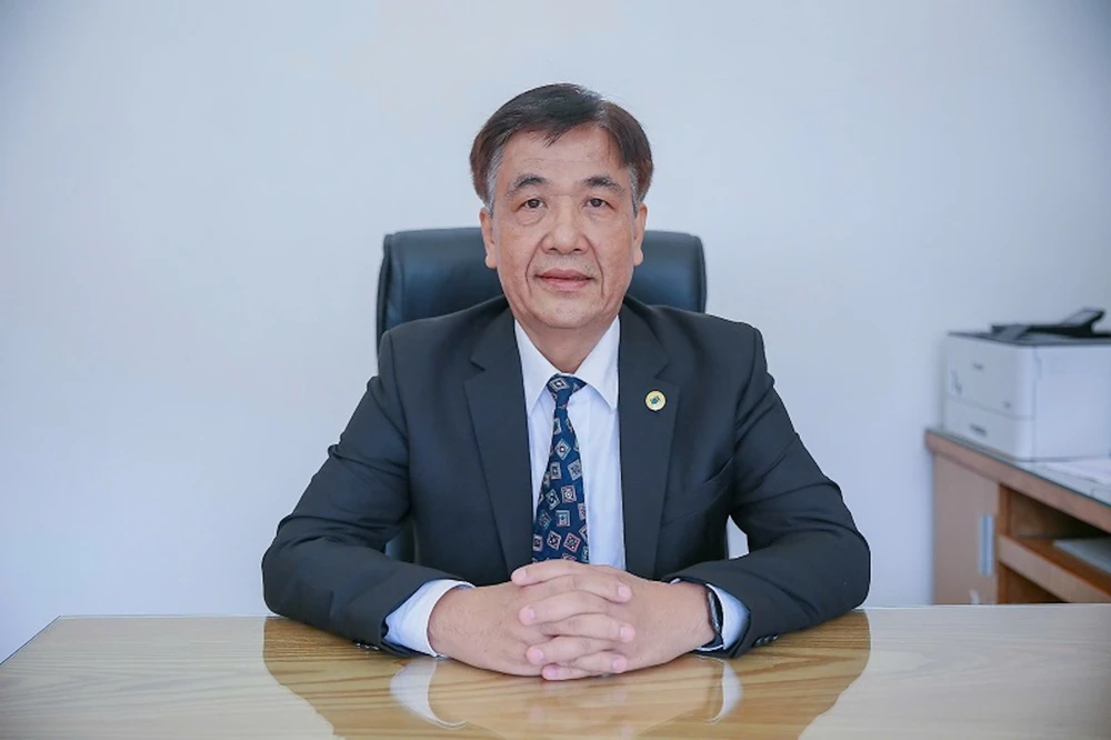 p10 GS-TS Nguyễn Trọng Hoài, Phó Tổng biên tập Tạp chí Nghiên cứu Kinh tế và Kinh doanh Châu Á .jpg