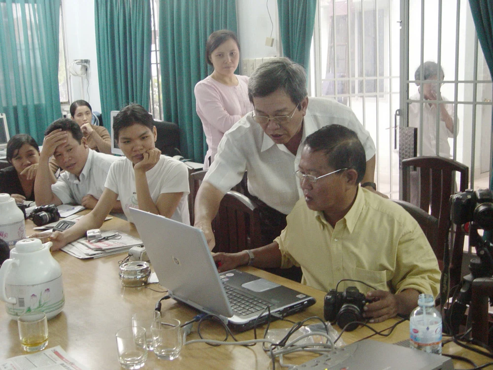 P21 HINH PHU NAM DONG.jpg