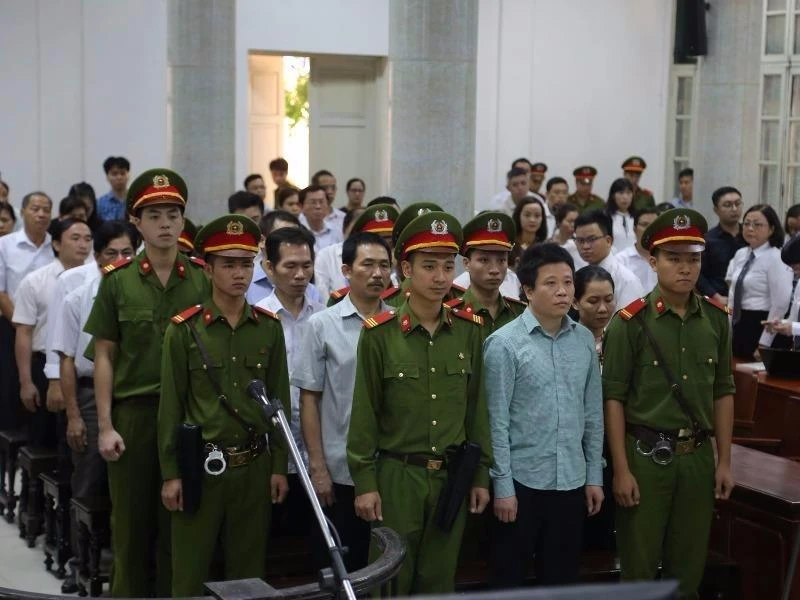 ha-van-tham-khang-cao