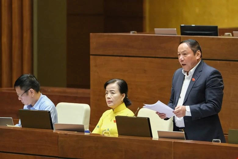 Bộ trưởng Bộ Văn hoá, Thể thao và Du lịch Nguyễn Văn Hùng. Ảnh: quochoi.vn