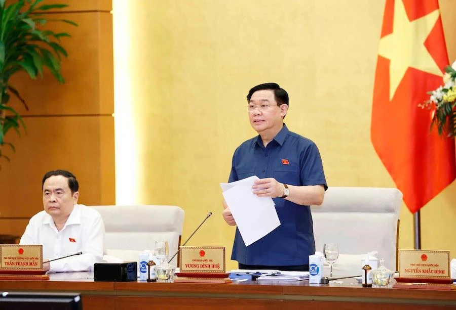 Chủ tịch Quốc hội Vương Đình Huệ tại phiên họp. Ảnh: XĐ