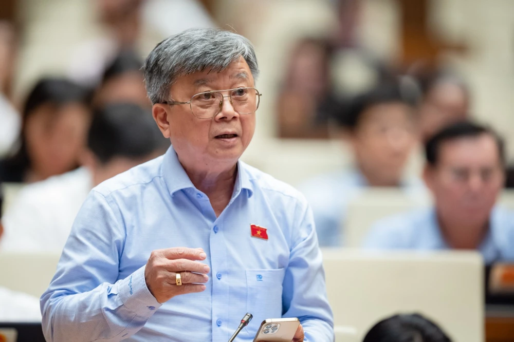 ĐBQH Trương Trọng Nghĩa (Đoàn ĐBQH TP.HCM). Ảnh: PHẠM THẮNG ĐBQH Trương Trọng Nghĩa (Đoàn ĐBQH TP.HCM). Ảnh: PHẠM THẮNG