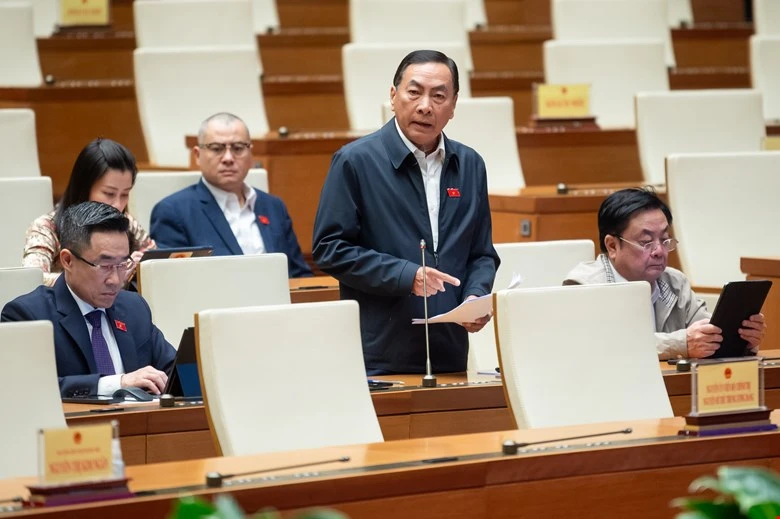 Bộ trưởng Ngoại giao: Nhiều du học sinh có nguyện vọng về đất nước cống hiến