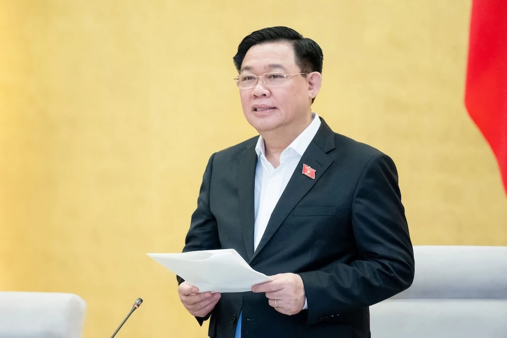 Cho ý kiến về vị trí việc làm đối với đại biểu Quốc hội hoạt động chuyên trách