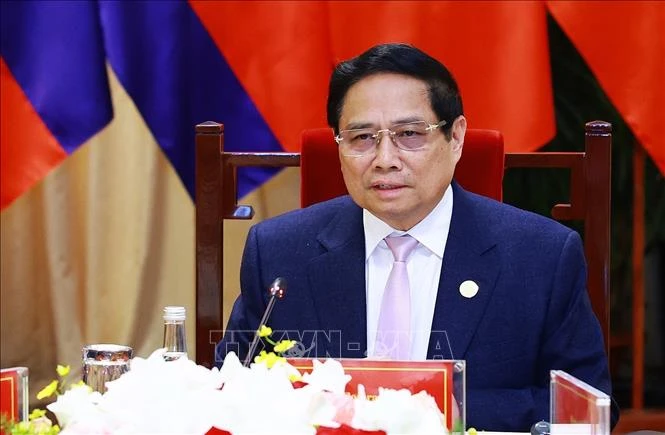 Thủ tướng Phạm Minh Chính gặp làm việc với Thủ tướng Campuchia và Lào