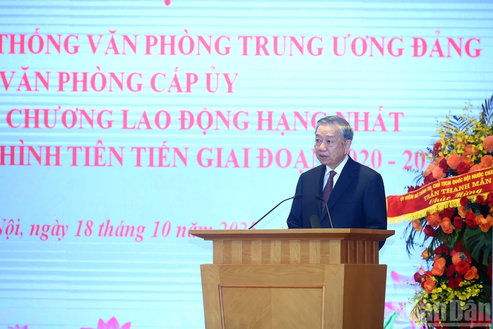 Cán bộ Văn phòng Trung ương Đảng nhiều đêm không ngủ, có những lúc 'chạy nước rút' trước 'giờ G' tổng bí thư