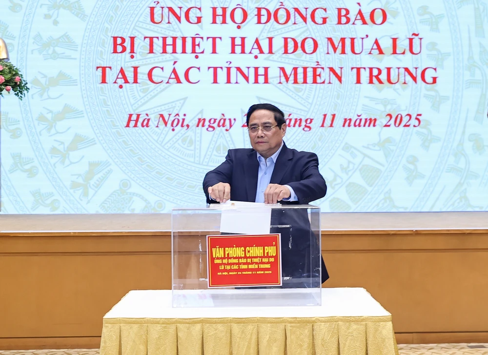 Thu-tuong-Pham-Minh-Chinh-ung-ho-dong-bao-bi-anh-huong-boi-thien-tai.jpg
