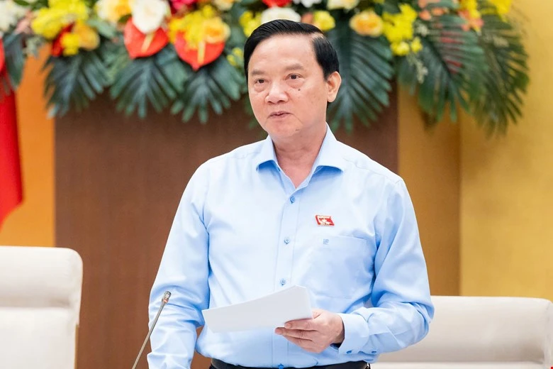 Pho-Chu-tich-Quoc-hoi-Nguyen-Khac-Dinh.jpg