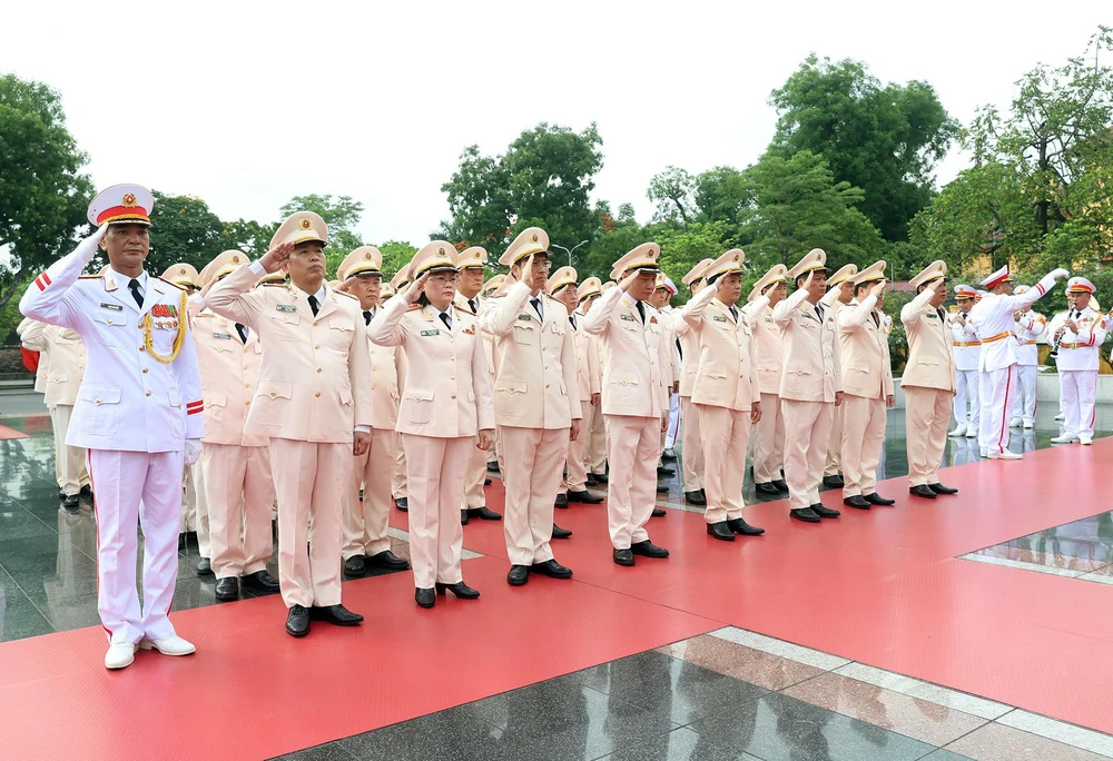 tuong-niem-anh-hung-liet-sy1.jpg