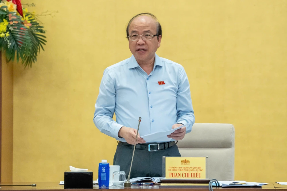 ong-Phan-Chi-Hieu.jpg