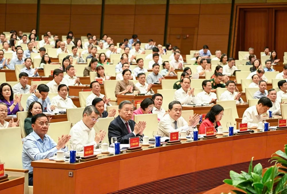 Tong-Bi-thu-Chu-tich-nuoc-va-cac-lanh-dao-Dang-nha-nuoc-du-hoi-nghi.jpg
