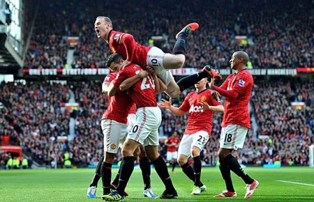 Arsenal – MU: Wenger chấp David Moyes ảnh 2