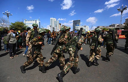 Phát hiện cờ ly khai tại hiện trường ảnh 1