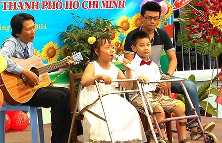 Một lễ khai giảng rất khác… ảnh 1