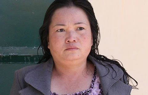 Đánh úp sòng bạc lúc rạng sáng ảnh 1