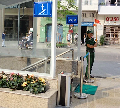 Phố đi bộ Nguyễn Huệ của người khuyết tật ảnh 2