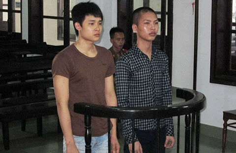 Cướp giật rồi uy hiếp, đạp xe nạn nhân ảnh 1