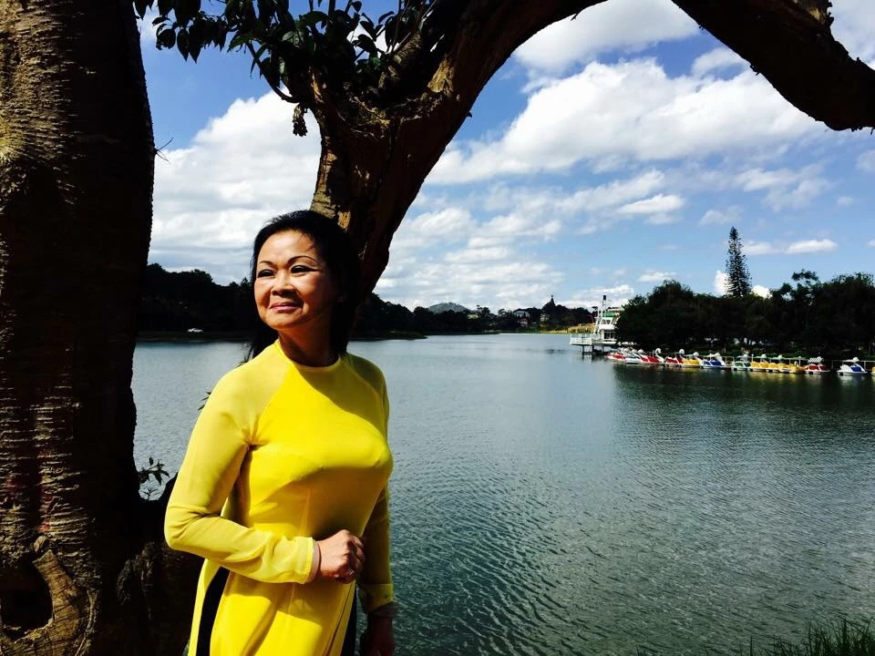 Khánh Ly và chuyến về lẻ bóng ảnh 4