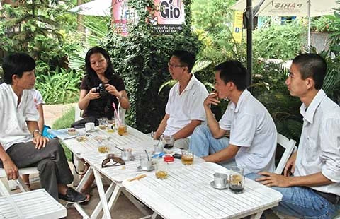 Ông Nguyễn Sự thảnh thơi ảnh 1