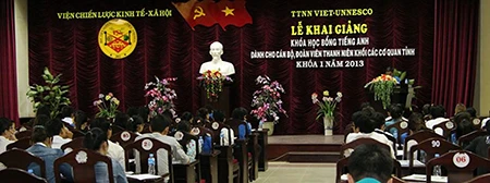 Vạch mặt giáo sư, tiến sĩ dỏm! ảnh 2