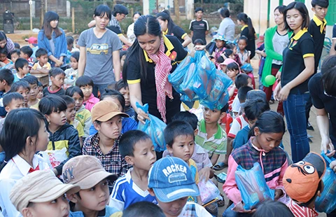 Người Sài Gòn đi tìm tết ấm ảnh 3