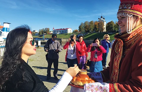 Mùa thu trên dòng Volga ảnh 3