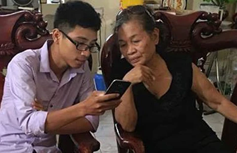 Hàng trăm tàu, hơn 1.000 người tìm kiếm phi công Khải ảnh 2