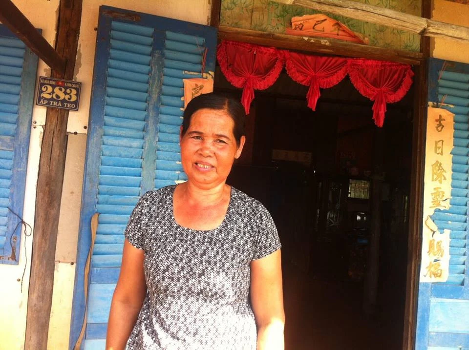 Mẹ Sệt lẻ loi trong căn nhà nghèo nàn tứ bề gió lùa từ khi chồng chết đột ngột sau khi con trai vô cớ bị bắt đi