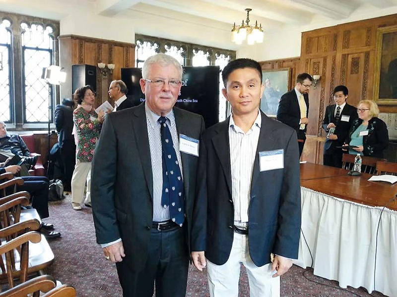 Người đem bản đồ Hoàng Sa đến đất Mỹ ảnh 3