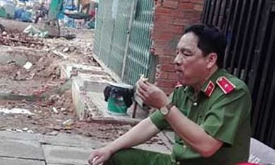 Gần 2 ngày đám cháy ở Cần Thơ vẫn còn âm ỉ ảnh 2