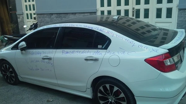 Vẽ bậy lên xe người khác, coi chừng đi tù! ảnh 3