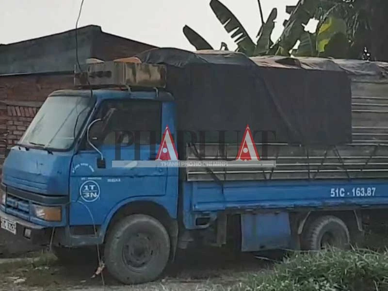 Xe rút hầm cầu giả dạng xe tải ảnh 4