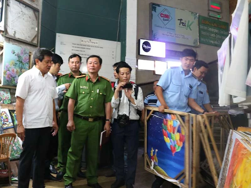 Vụ Carina: Công an triệu tập chủ đầu tư ảnh 2 Vụ Carina: Công an triệu tập chủ đầu tư ảnh 2