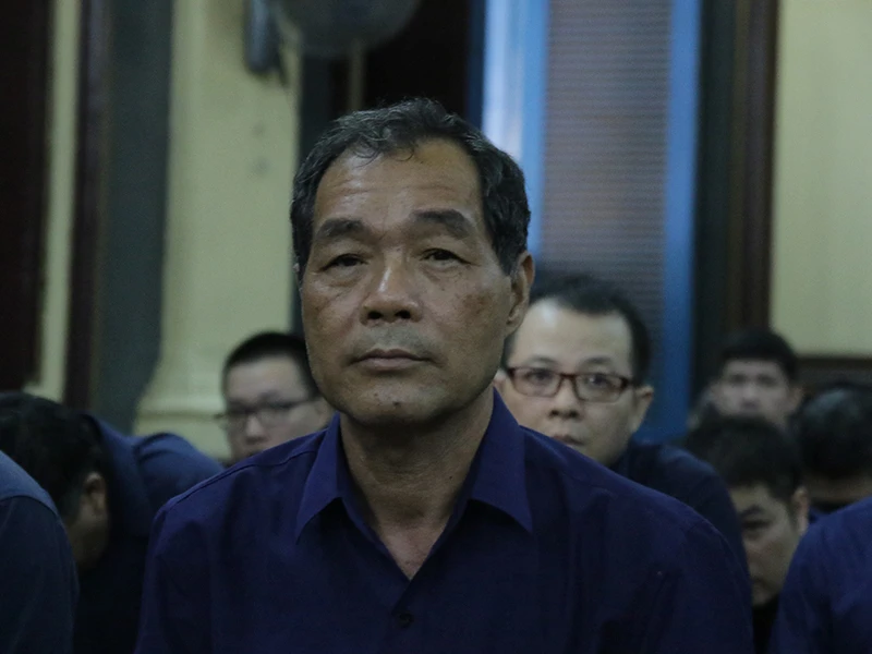 Phạm Công Danh lãnh 20 năm tù, Trầm Bê 4 năm ảnh 2